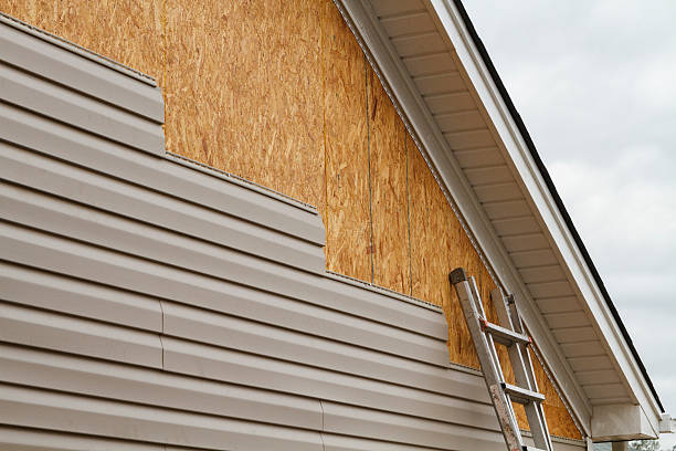 24/7 Emergency Vinyl Siding experts in Manchester, PA